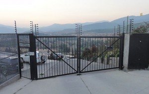 Portón Batiente 2 Hojas Vista exterior